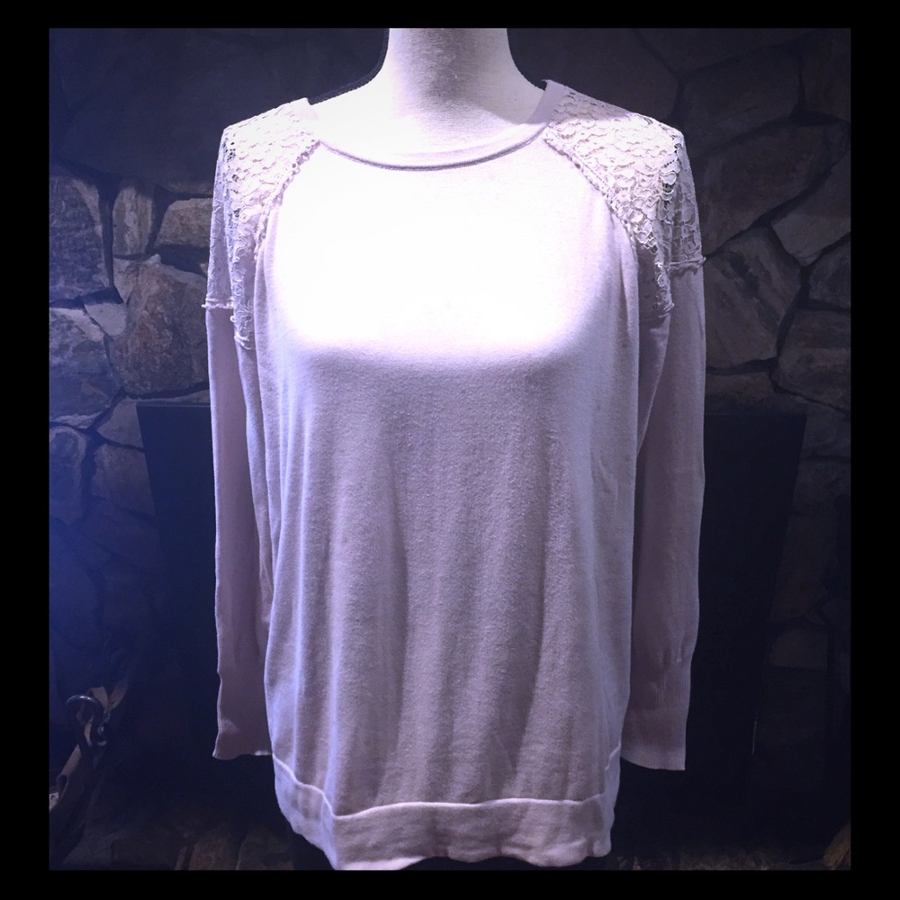 Sweater - Picture 1 of 3